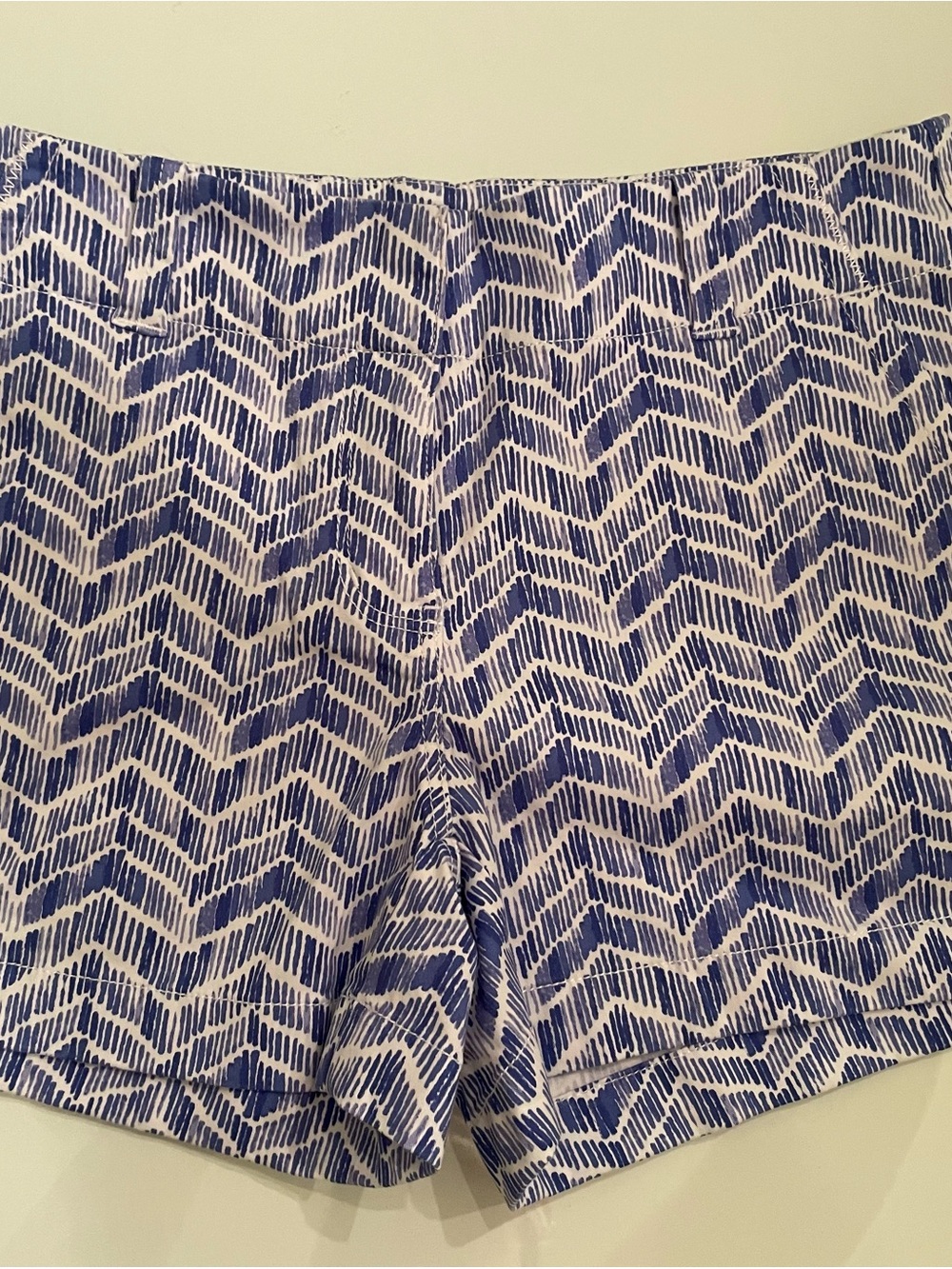 Vineyard Vines Blue Chevron Print Women’s Shorts